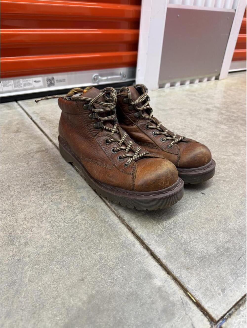dr marten 8287 brown leather ankle boots size 13 MENS